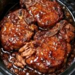 Slow Cooker Honey Garlic Pork Chops